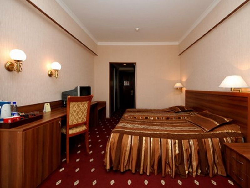 Le Grande Plaza Hotel Tashkent Ngoại thất bức ảnh